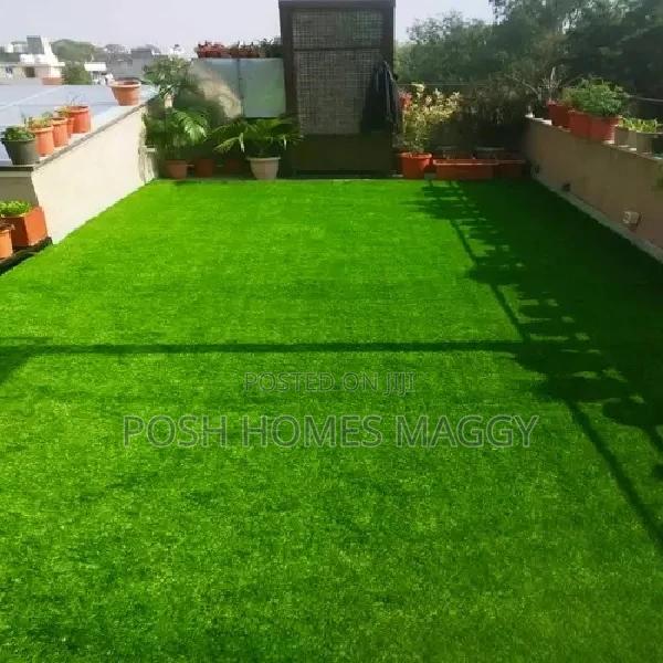 30mm Artificial Carpet Water Resistance Ca - main view