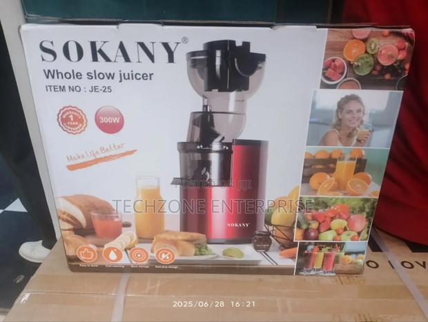 300 Watts Sokany Slow Juicer With Low Speed Technology