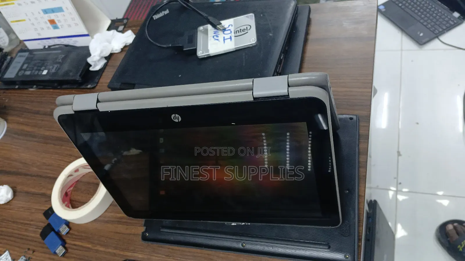 Laptop Lenovo 300e 4GB Intel Pentium SSD 128GB