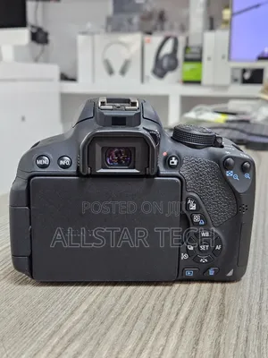 Canon Eos Rebel T5i /700d DSLR Camera + 18-55mm Lens