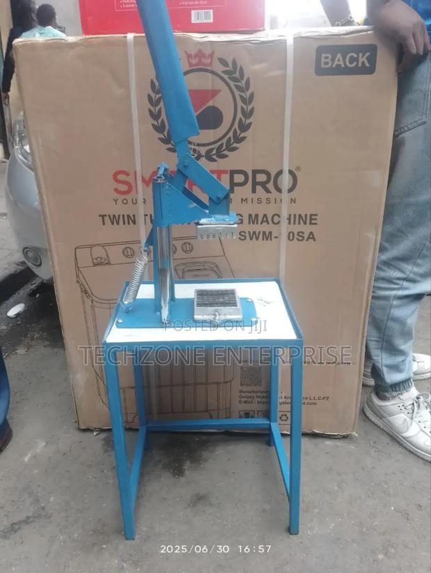 Commercial Chips Cutter With Interchangeable Blades