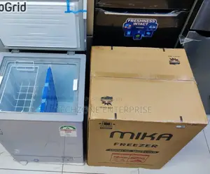 Mika McF95 95l Chest Freezer With Inner Led Lights 