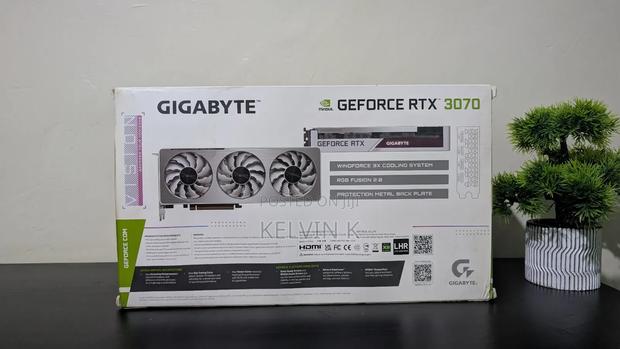 RTX 3070 Gigabyte 8gb White - thumbnail 3