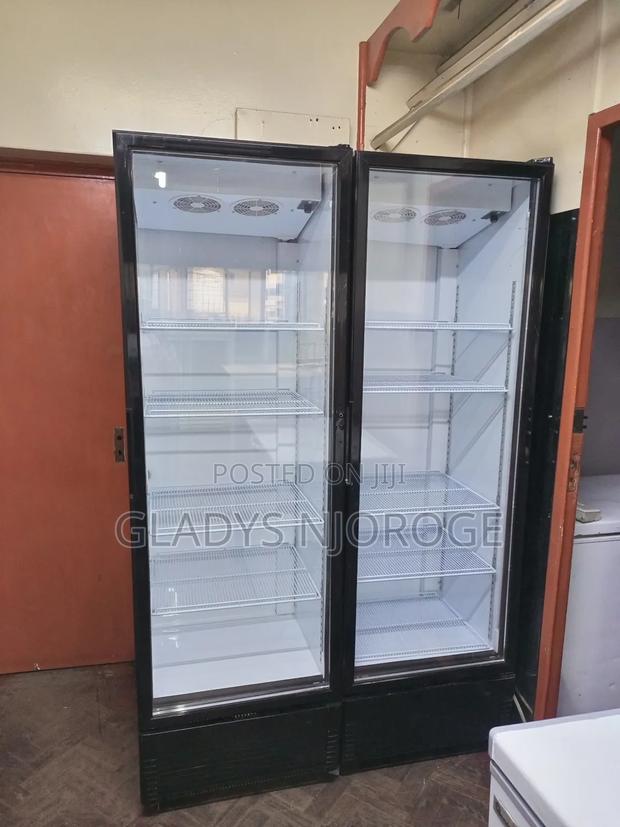 High Performance Chiller ( Clean Display Fridge) - thumbnail 3