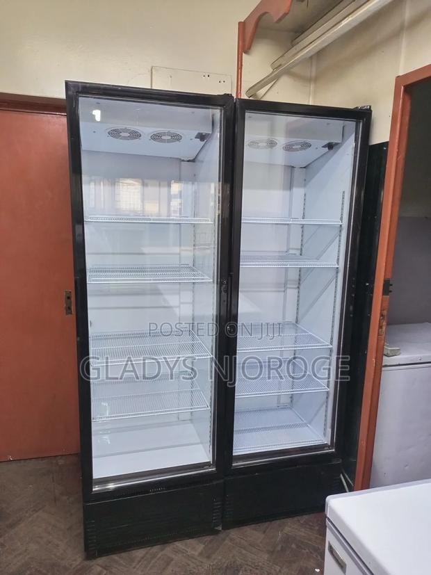 High Performance Chiller ( Clean Display Fridge) - thumbnail 4