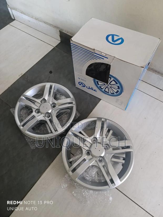 R13 Wheel Caps Set / 4pcs Universal Rim Covers