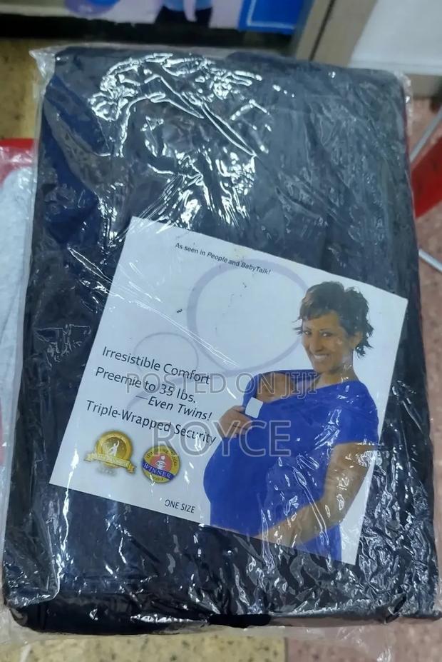 Baby Wrap Carrier - thumbnail 4