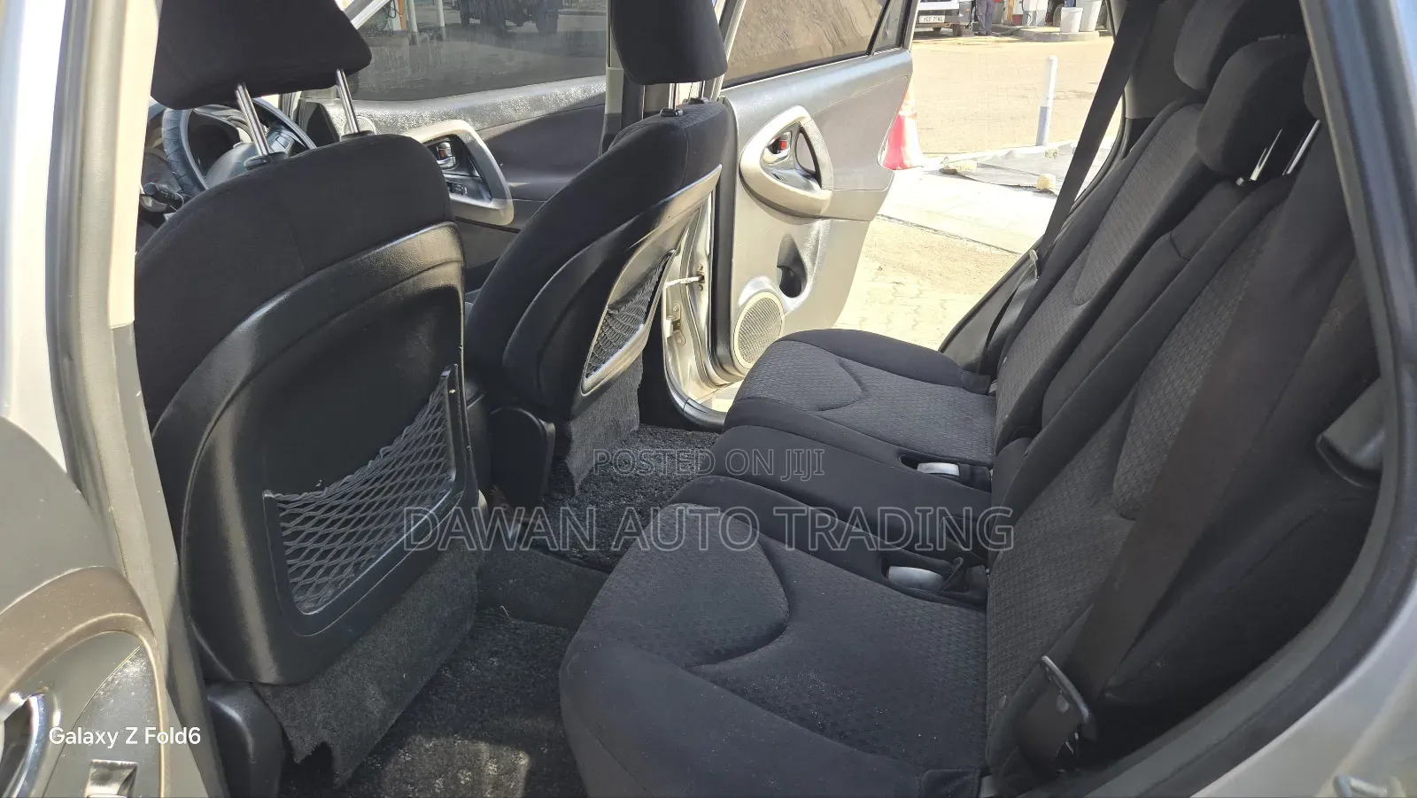Toyota Vanguard 2011 Silver