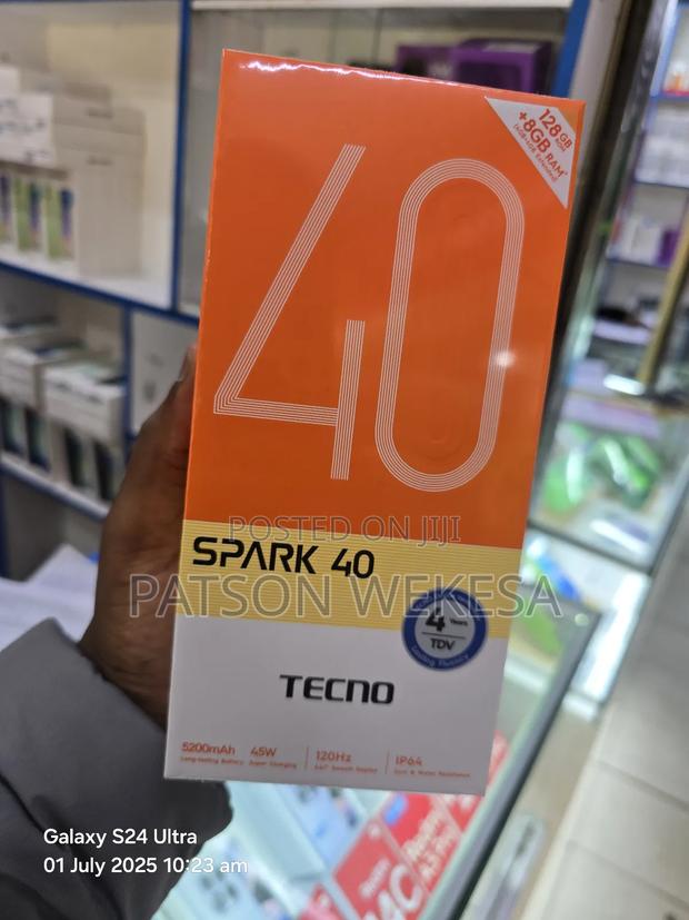 New Tecno Spark 40 128 GB Black - thumbnail 2