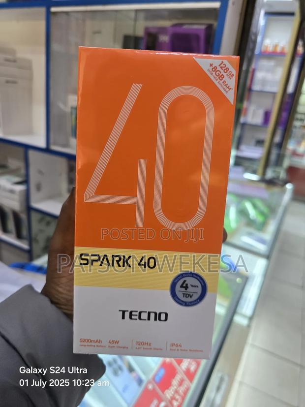 New Tecno Spark 40 128 GB Black - main view