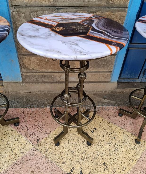 Bar High Table, With Logo and Unique Graphic Design - thumbnail 4