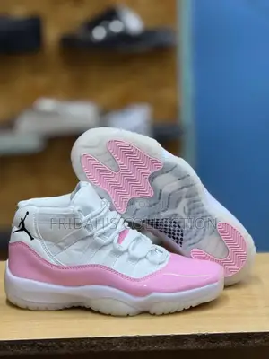 Air Jordan 11