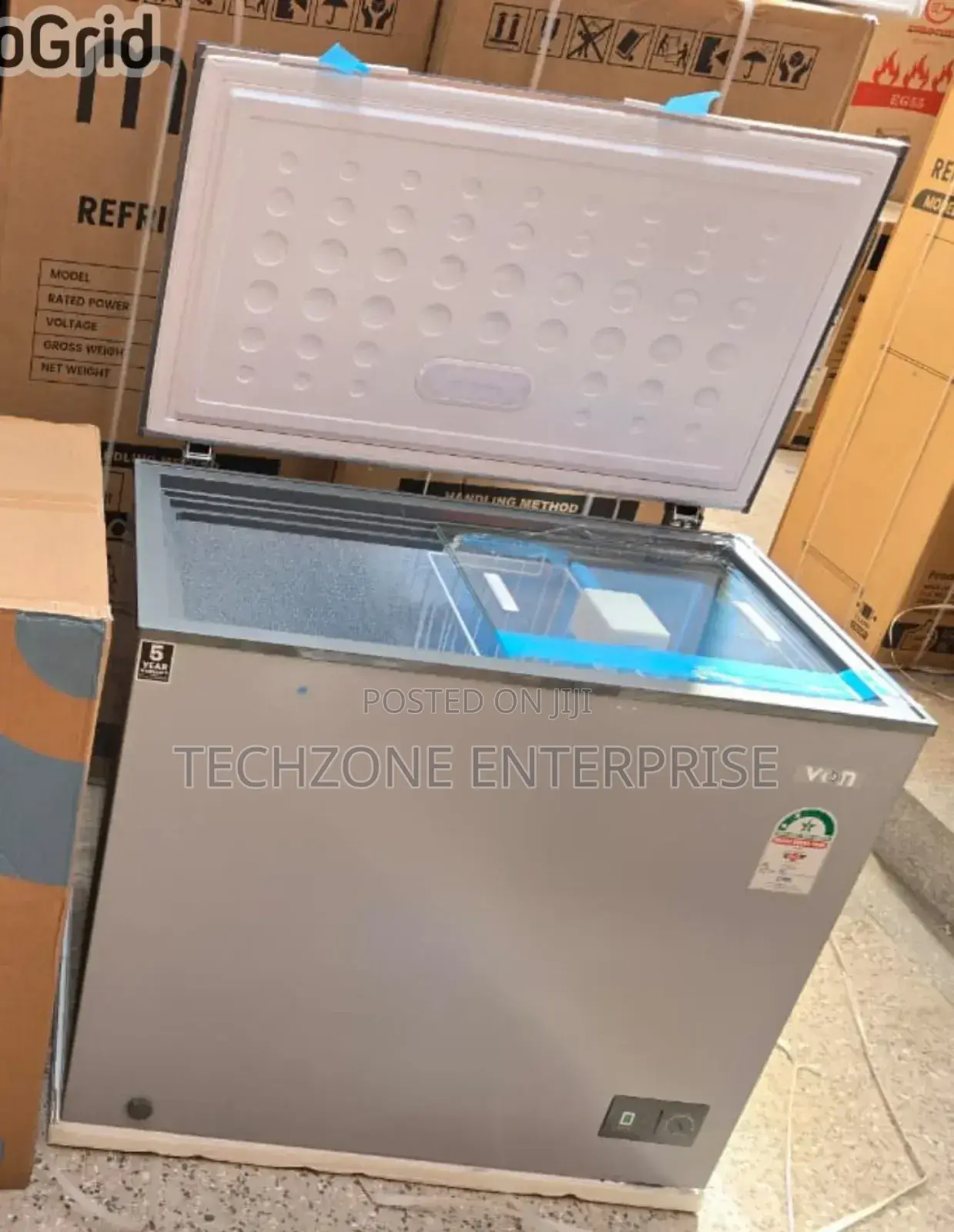 Von Vafc20dhg Lockable Chest Freezer, 198l - Silver 