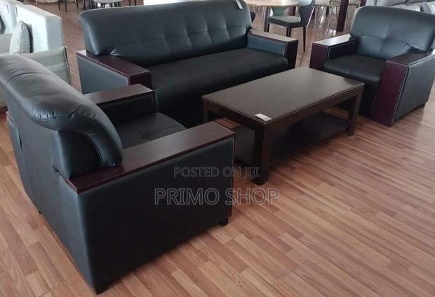 Office Sofa; Supportive Plush Cushioning Office Sofa - thumbnail 3