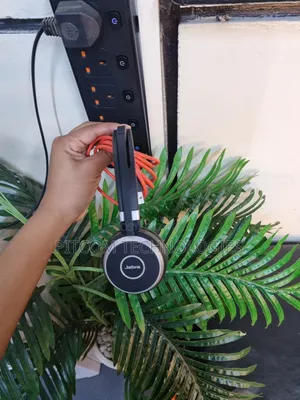 Ex-Uk Jabra Evolve 65 Headphones