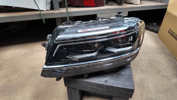 Volkswagen Tiguan LHS Headlight