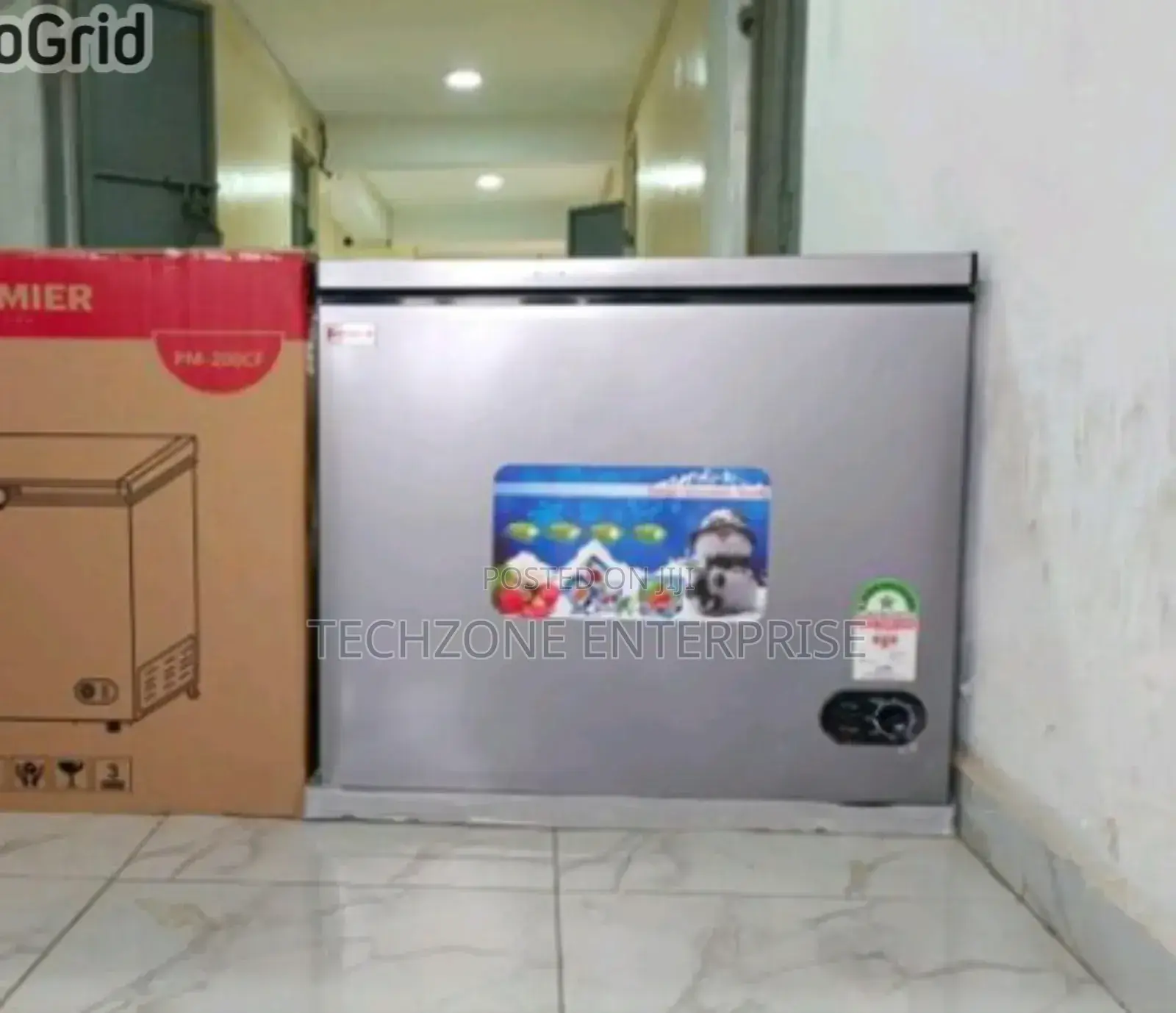 Premier 250l Chest Freezer With Sliding Glass Door 