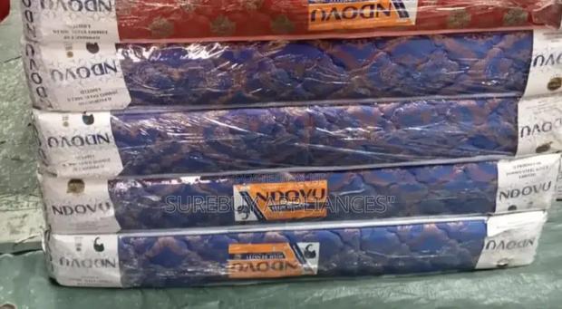 4x6 High-Density Quilted 8-Inch Ndovu