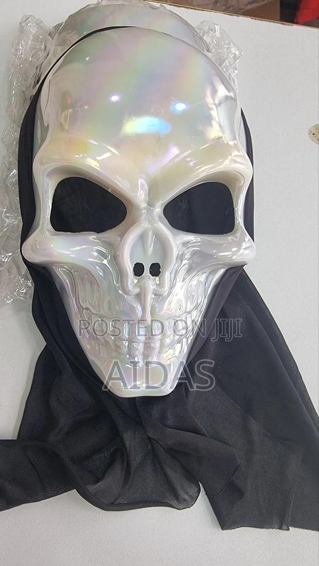 Scary Halloween Mask - thumbnail 3