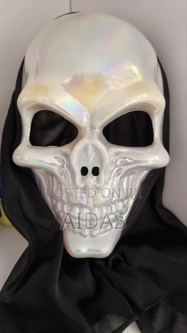 Scary Halloween Mask - thumbnail 4