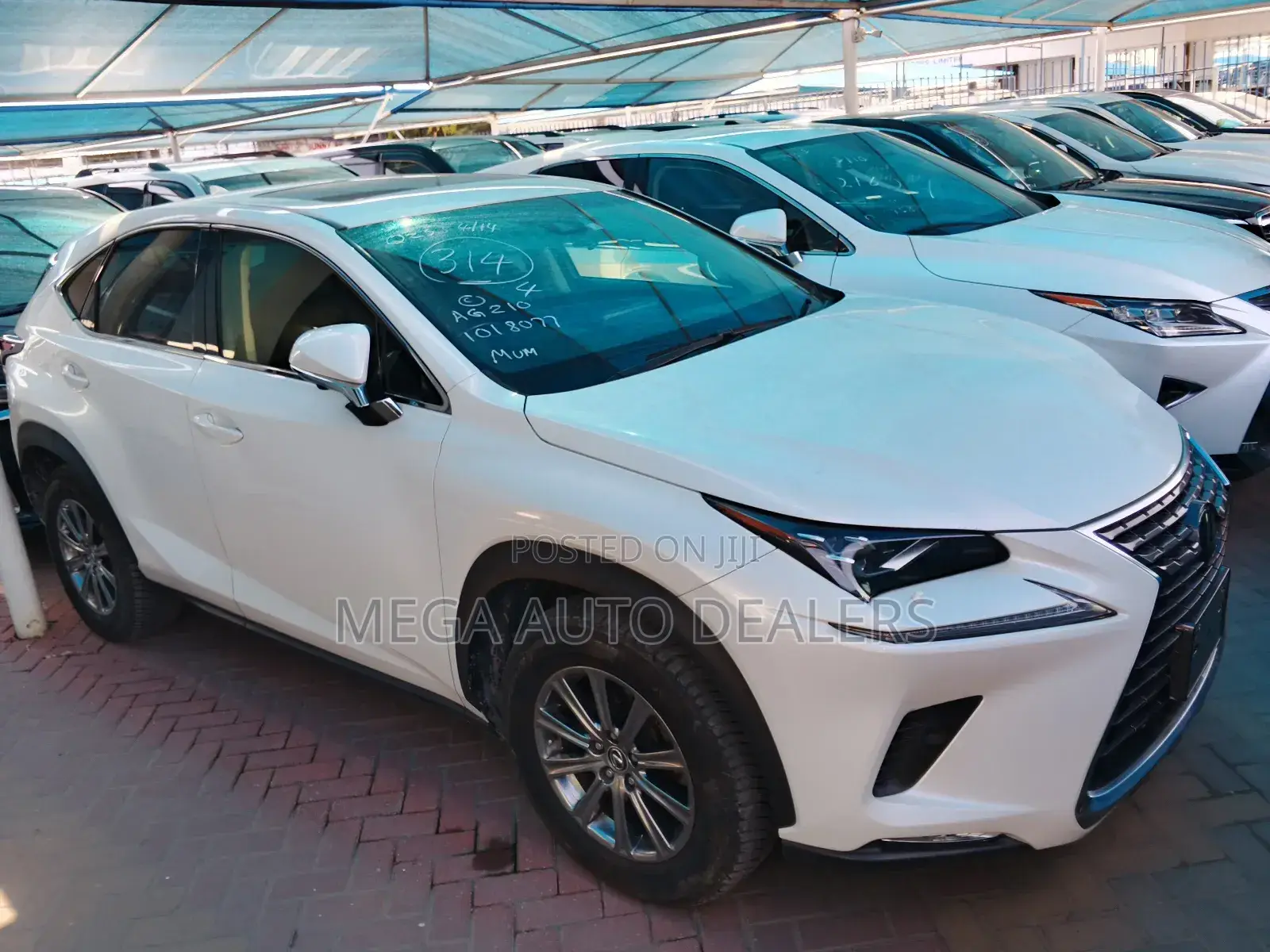 Lexus NX 300 FWD 2018 White