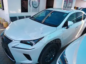 Lexus NX 300 FWD 2018 White