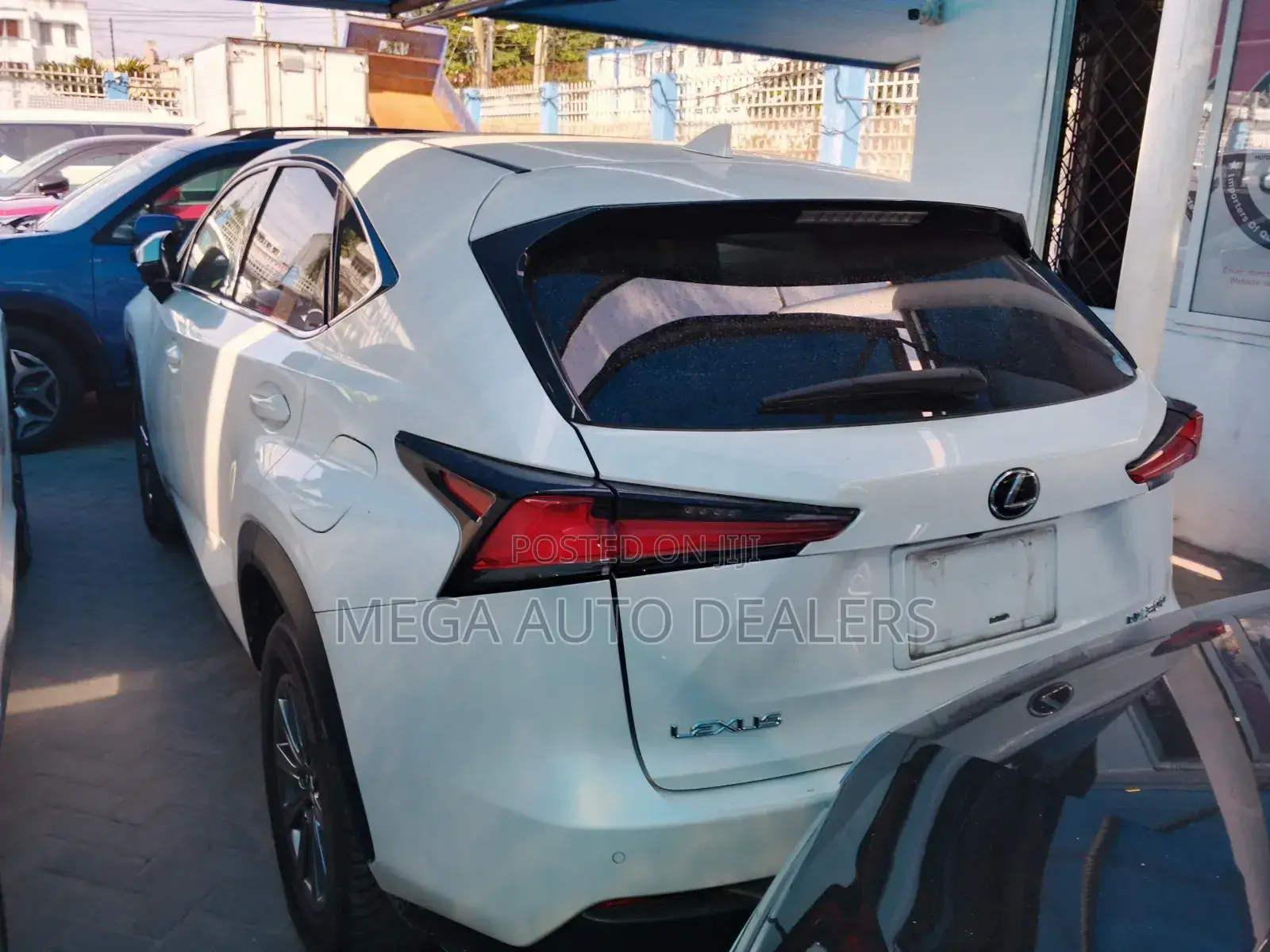 Lexus NX 300 FWD 2018 White
