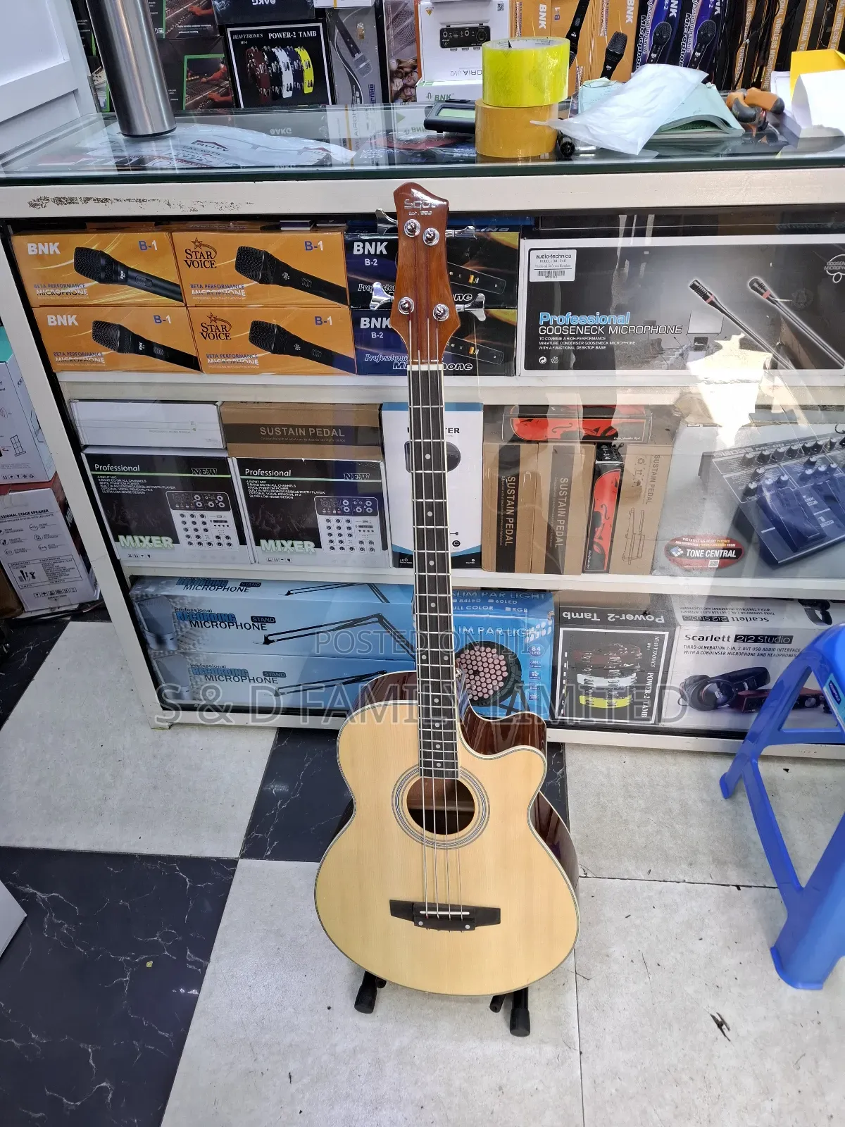 Sqoe 4 String Bass Semi-Acoustic Guitar