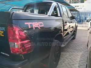 Toyota Hilux SR+ 4x4 2018 Black