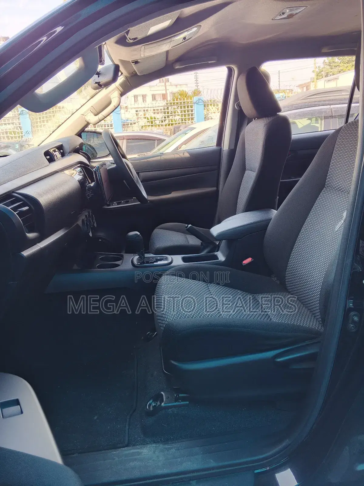 Toyota Hilux SR+ 4x4 2018 Black