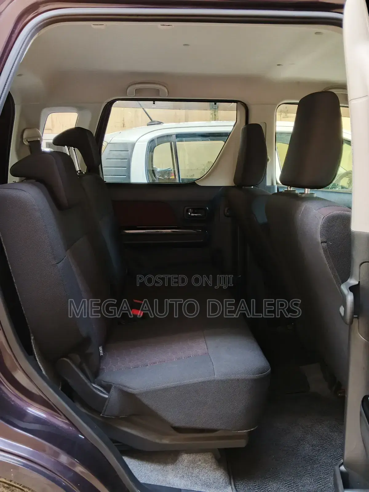 Suzuki T 2018 Brown