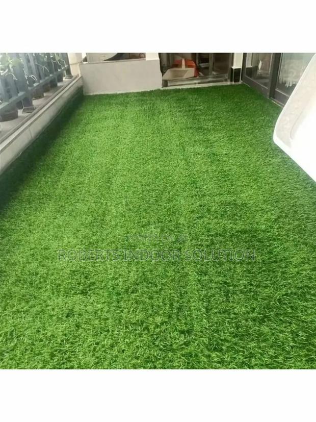 Radiant 25mm Grass Carpet-Durable Maintenance-Free - thumbnail 3