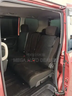 Suzuki Landy 2018 Red