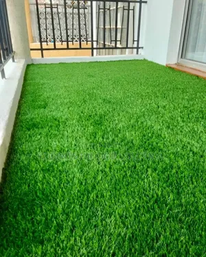 25mm Grass Carpet - Water-Resistant Maintenance-Free