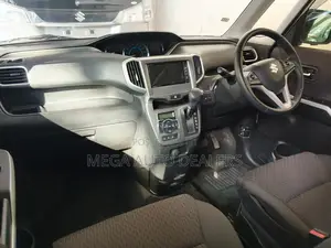 Suzuki Solio 2018 White