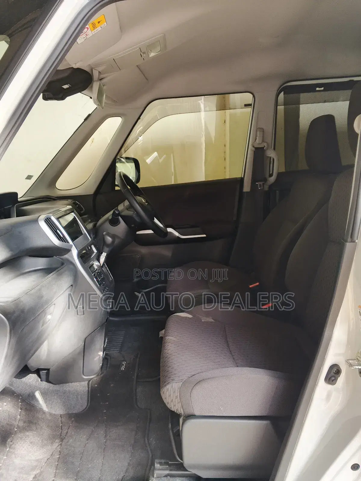 Suzuki Solio 2018 White