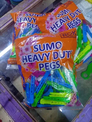 Good Quality Plastic Pegs