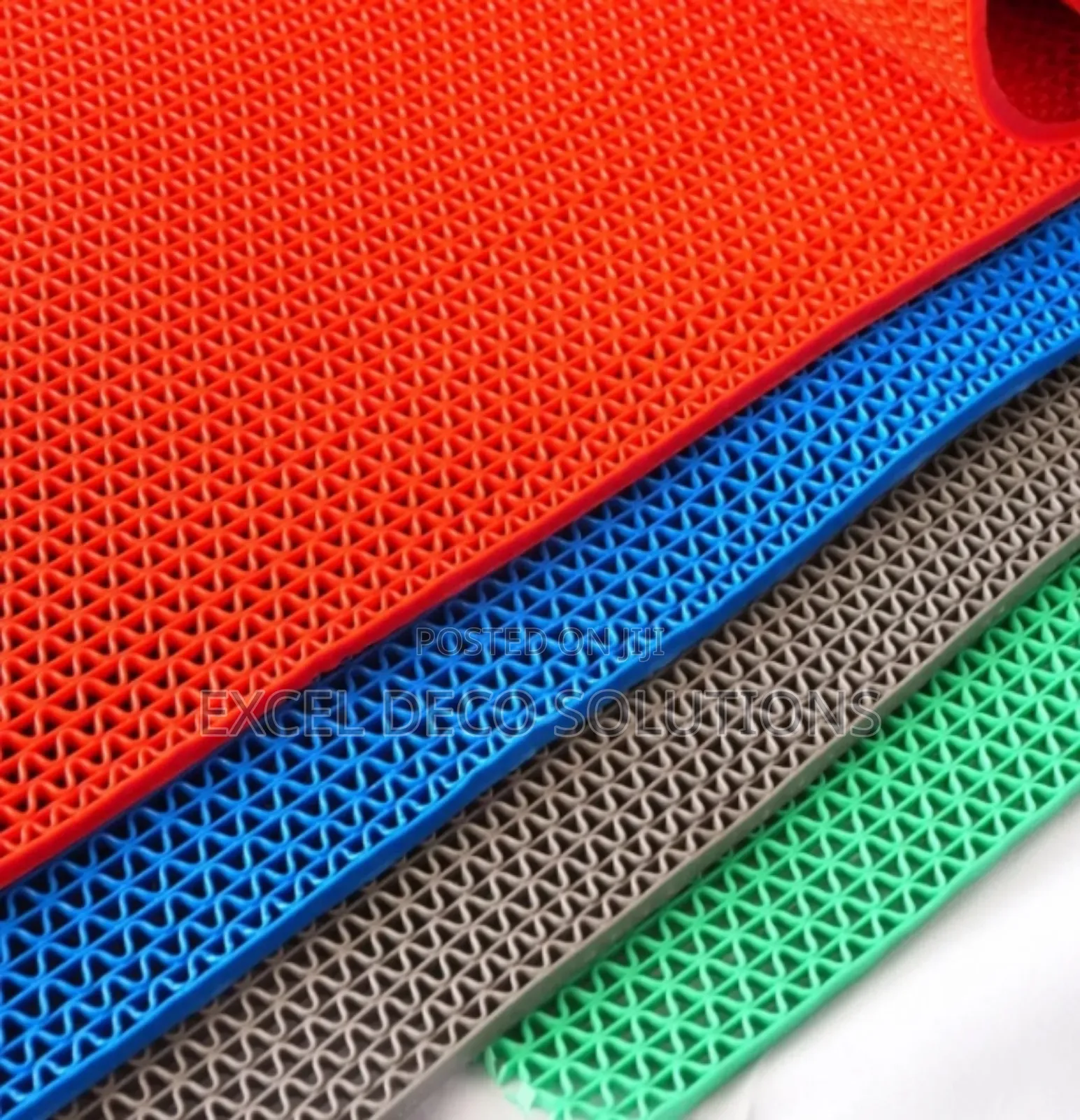 Heavy-Duty Anti-Slip Mat for Wet Areas –