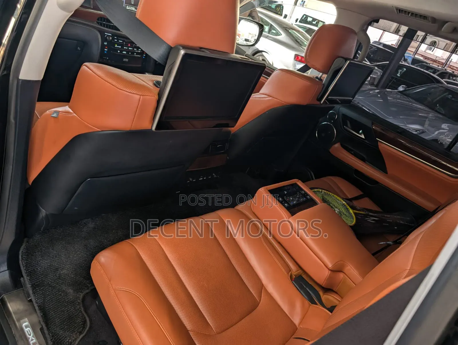 Lexus LX 570 AWD 2016 Black