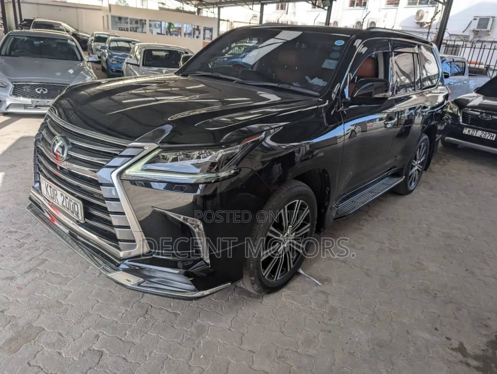 Lexus LX 570 AWD 2016 Black