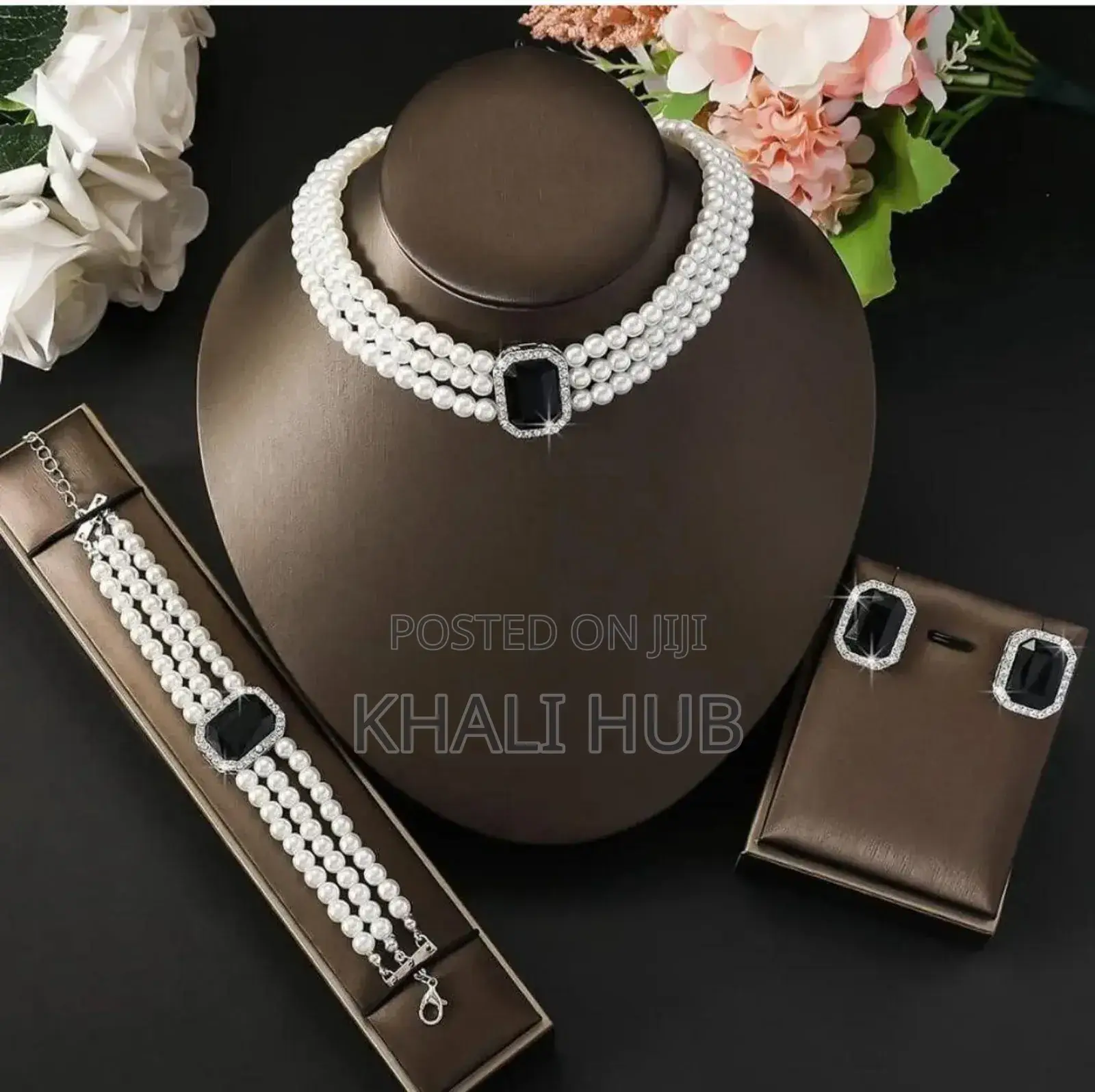 Multi Layered Pearl Set