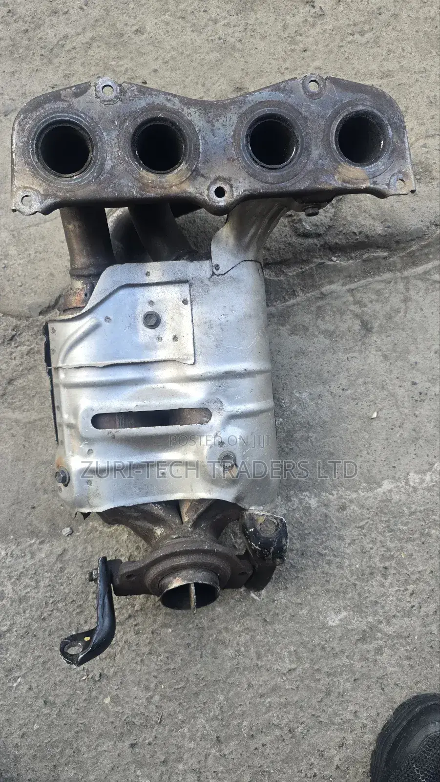 Toyota Avensis Manifold With Mufflers