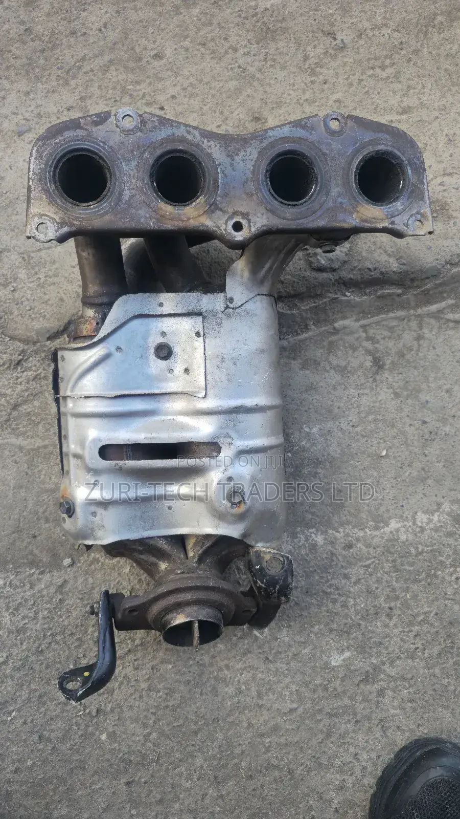 Toyota Avensis Manifold With Mufflers