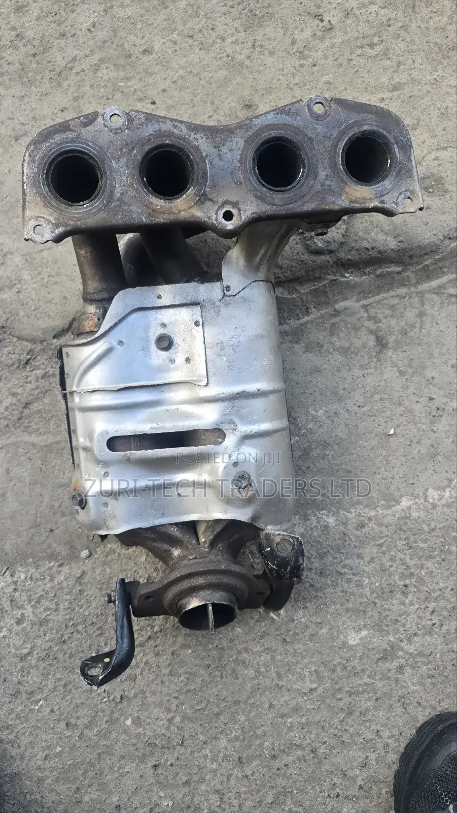 Toyota Avensis Manifold With Mufflers