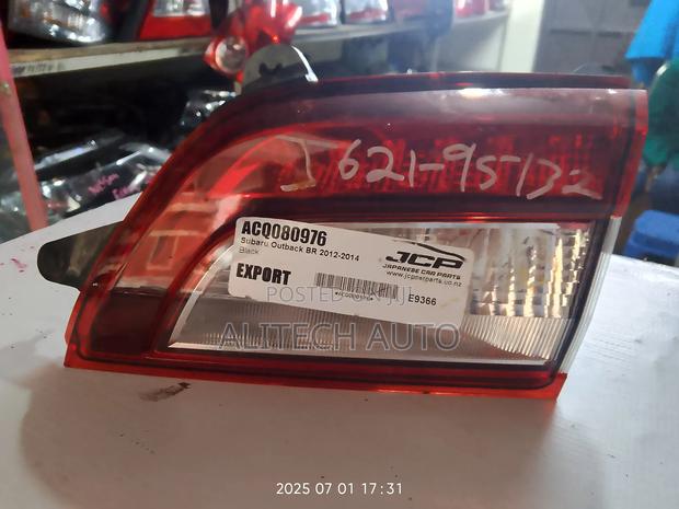 Boot Reflector Subaru Bs9 - thumbnail 2