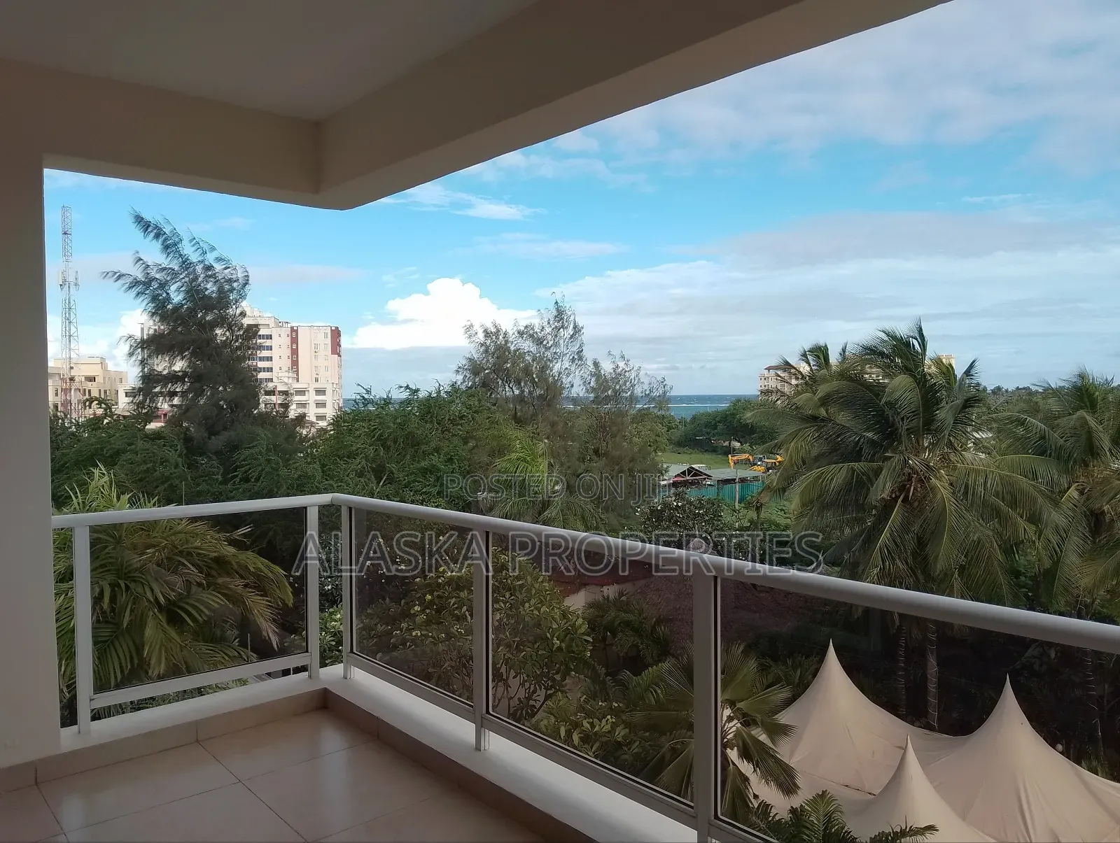 3bdrm Apartment in Nyali Estate for rent