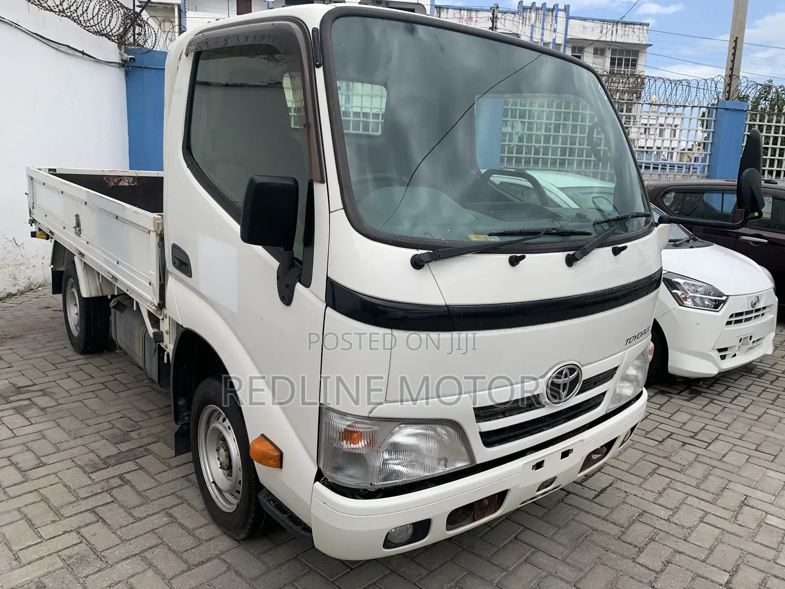 Toyota Toyoace Mini Truck