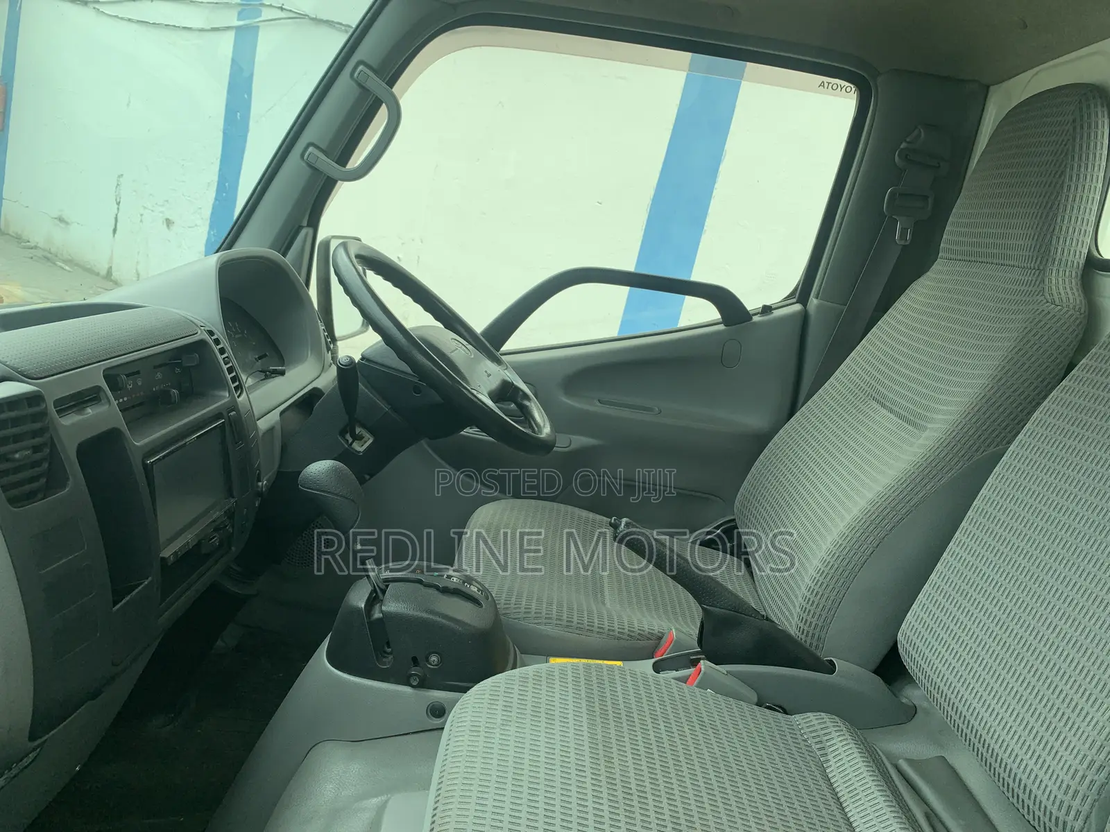 Toyota Toyoace Mini Truck