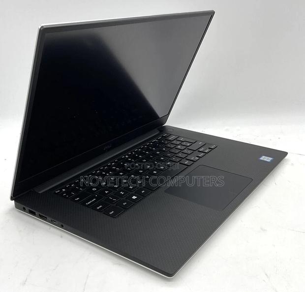 Laptop Dell Precision 5530 32GB Intel Core I7 SSD 1T - thumbnail 3