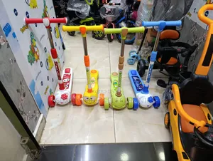 Multicolor Kids Scooters With Music Lights